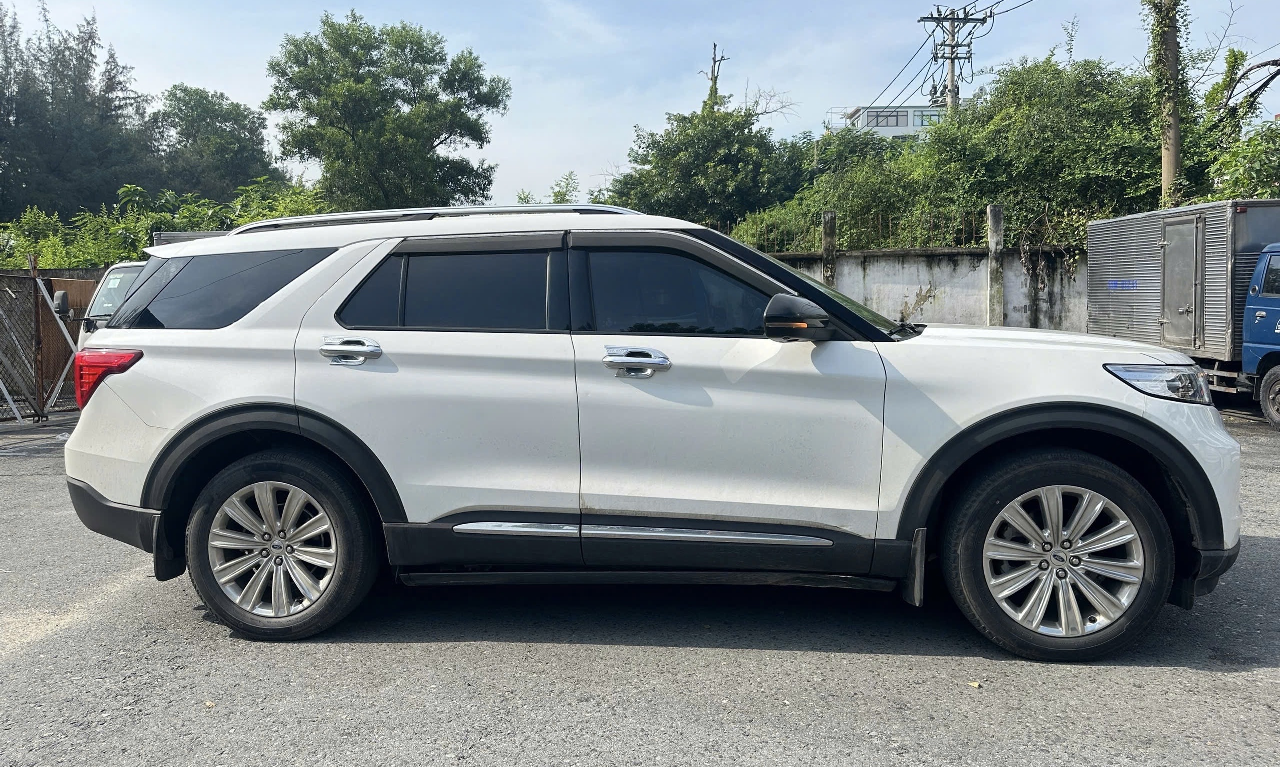 Ford Explorer 2021 Nhập Mỹ, Màu Trắng 55.000 KM