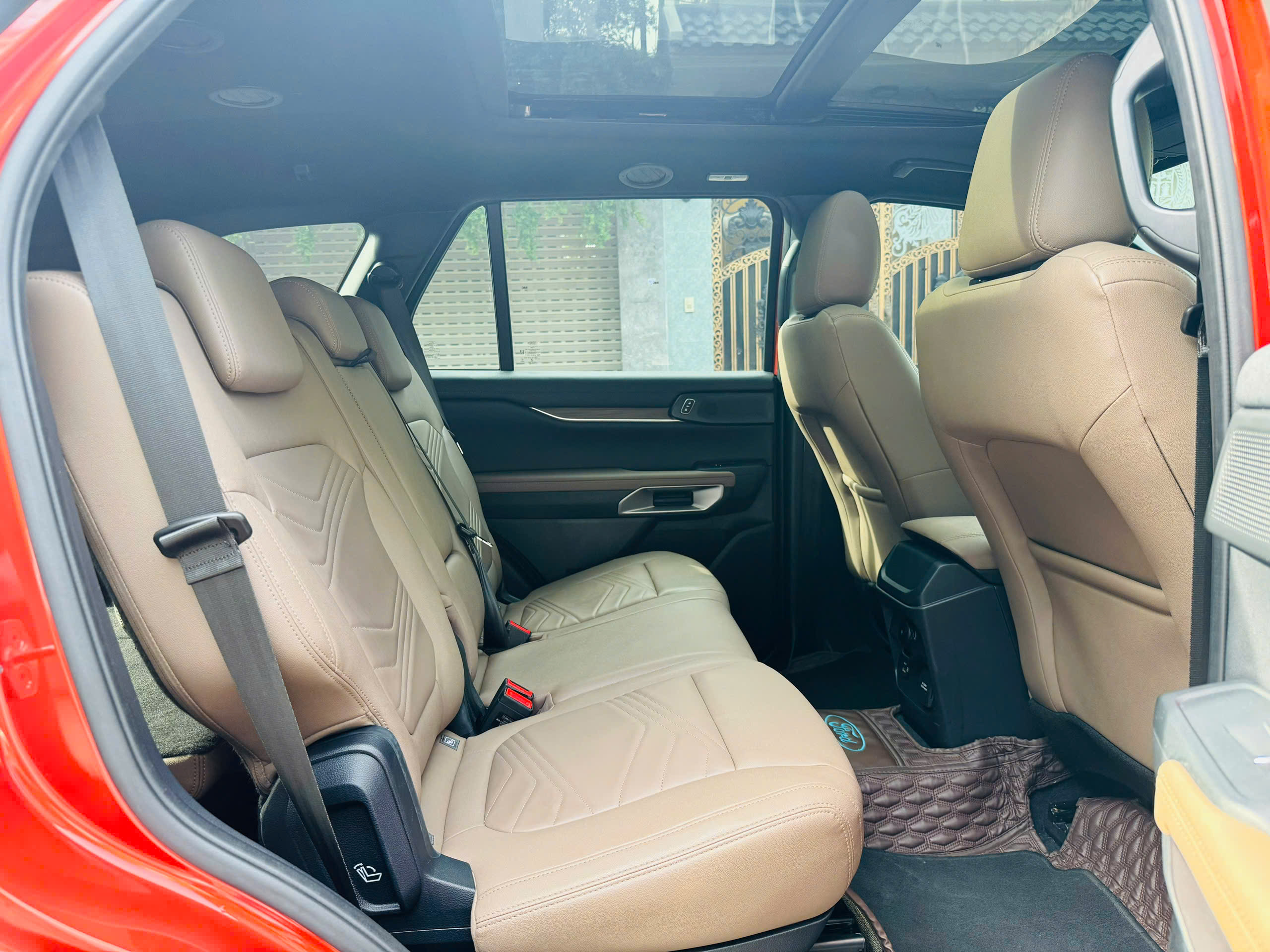 Ford Everest Titanium 4x4 2023 ĐỎ CAM 49.000 KM - Ảnh 10