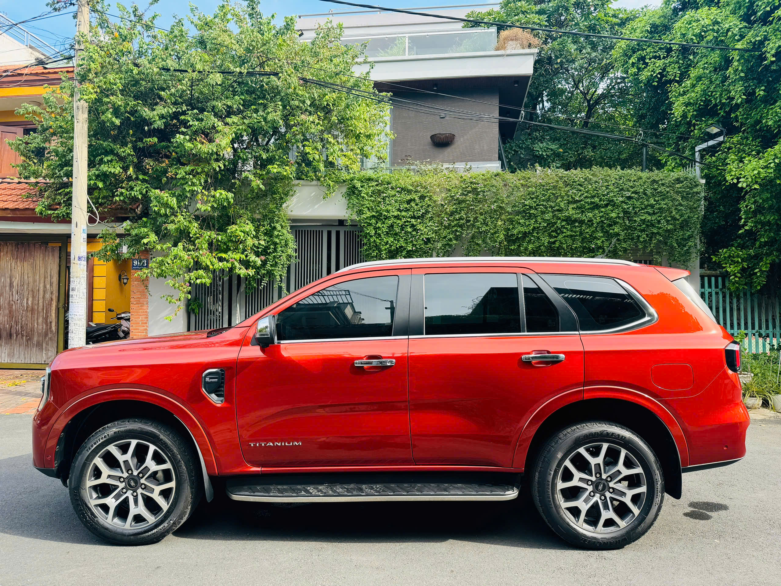 Ford Everest Titanium 4x4 2023 ĐỎ CAM 49.000 KM - Ảnh 6