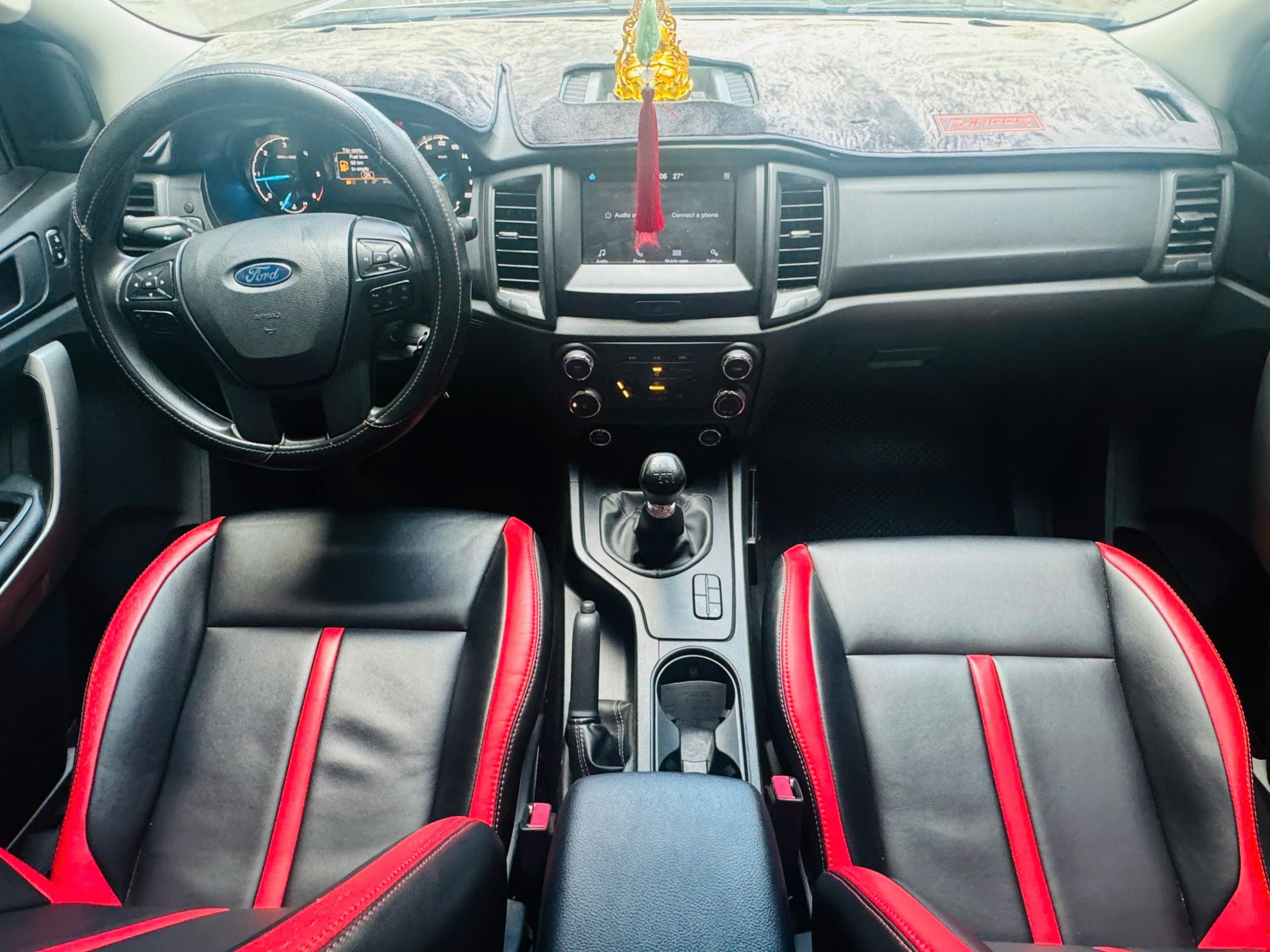 Ford Ranger XLS 4x2 MT 2022 Màu GHI VÀNG 57.000 KM - Ảnh 9