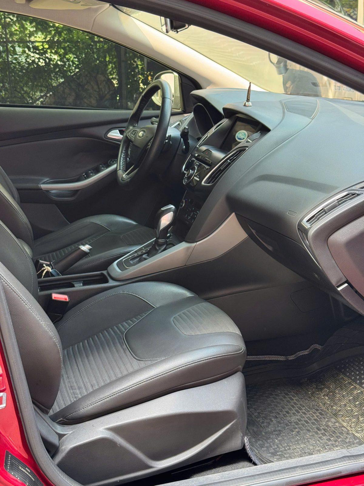 Ford Focus 1.5L Sport 2018 - Ảnh 10