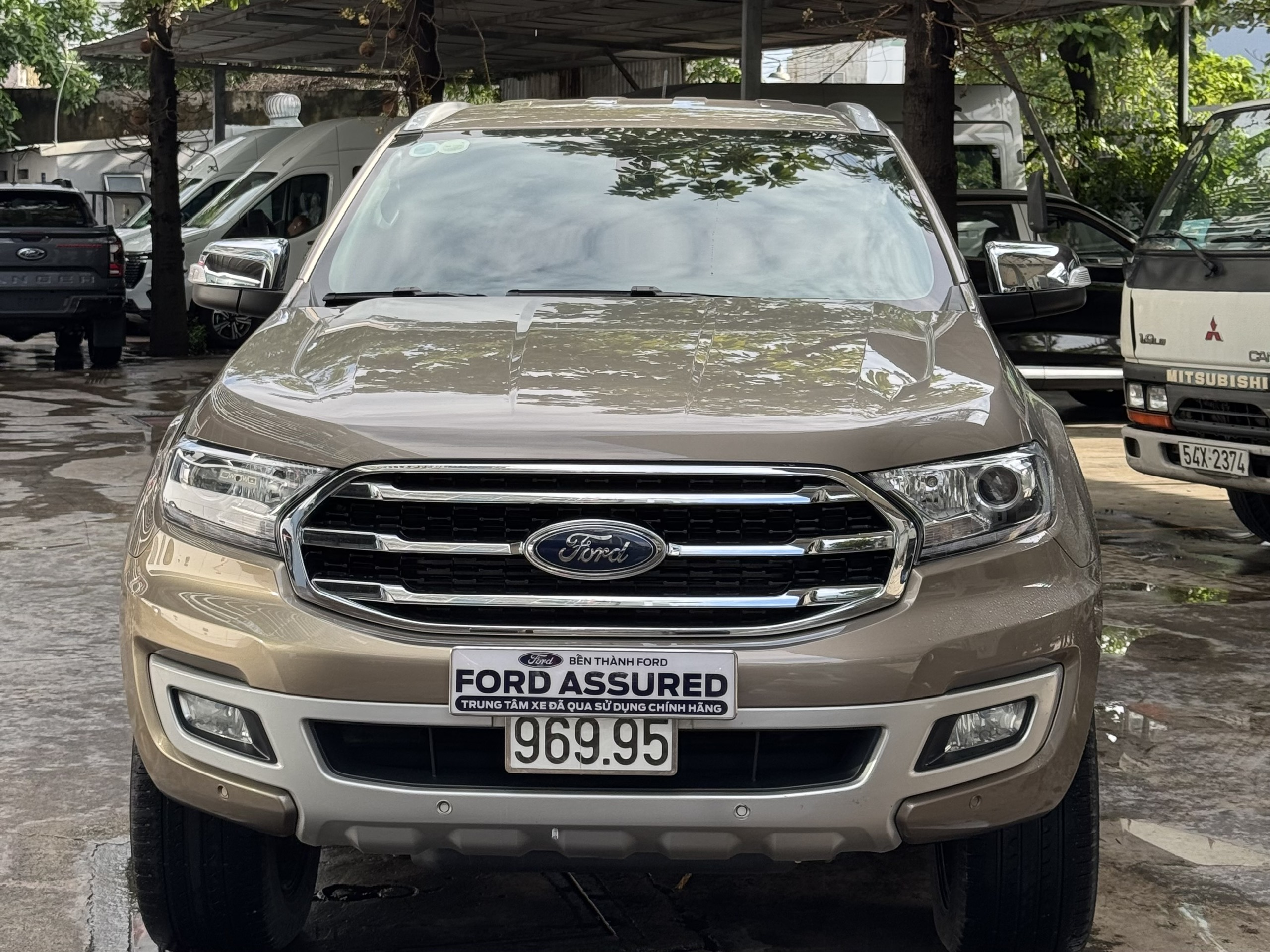 Ford Everest Titanium 4x2 2019 GHI VÀNG 64.000 KM - Ảnh 8