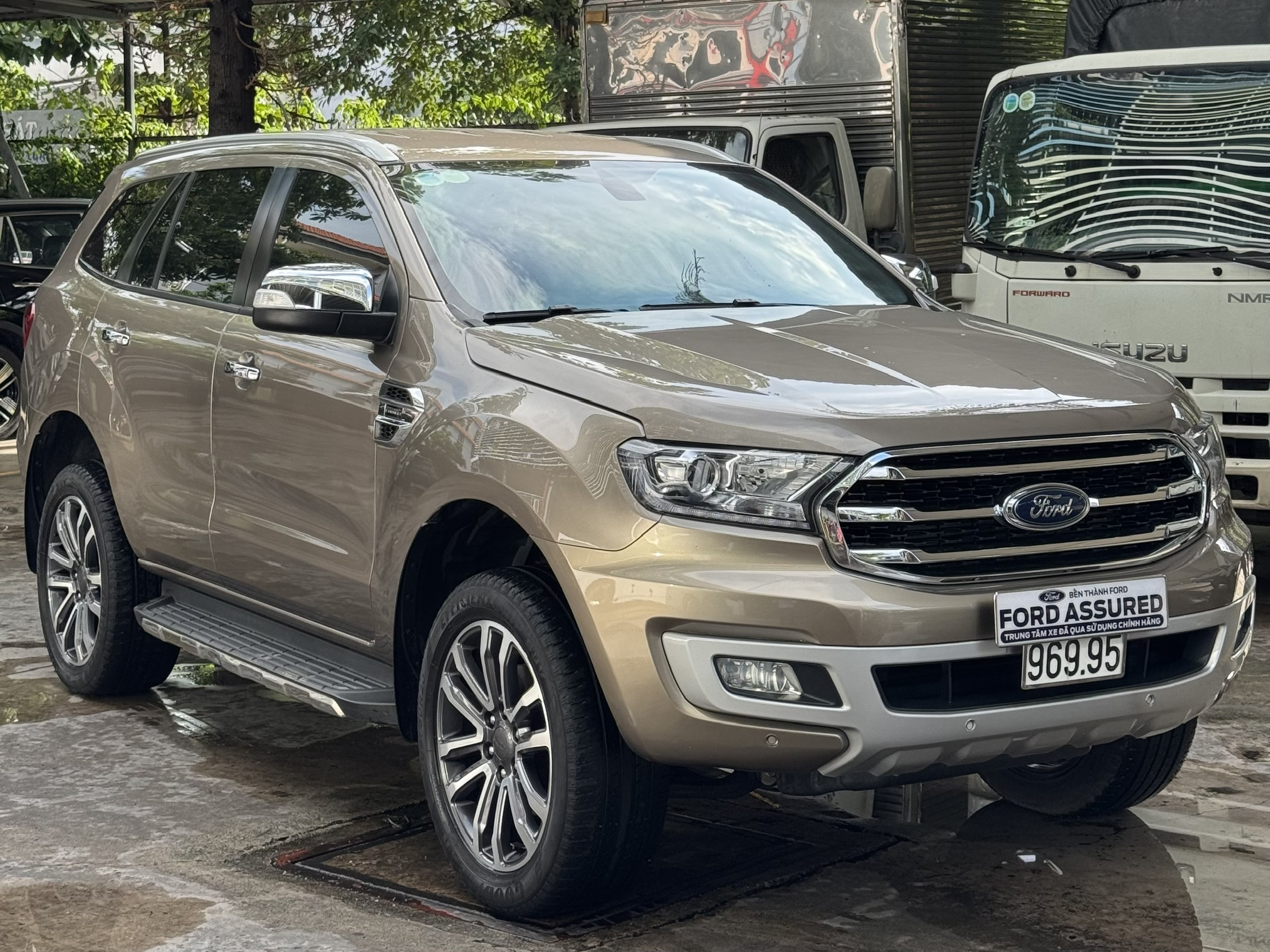 Ford Everest Titanium 4x2 2019 GHI VÀNG 64.000 KM - Ảnh 2