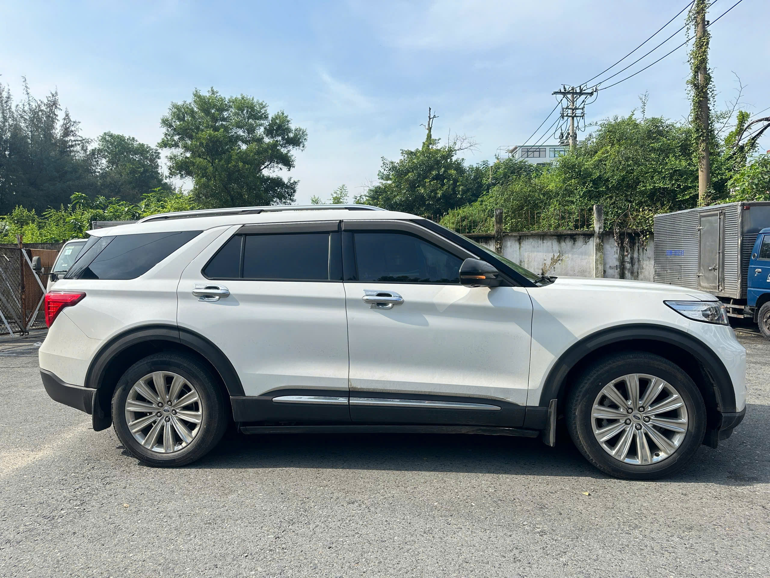 Ford Explorer 2021 Nhập Mỹ, Màu Trắng 55.000 KM - Ảnh 6